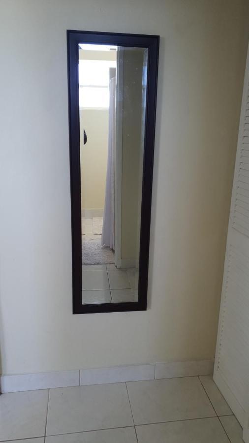 Hastings Towers 4D - Studio Apt Opp Beach Бриджтаун Экстерьер фото